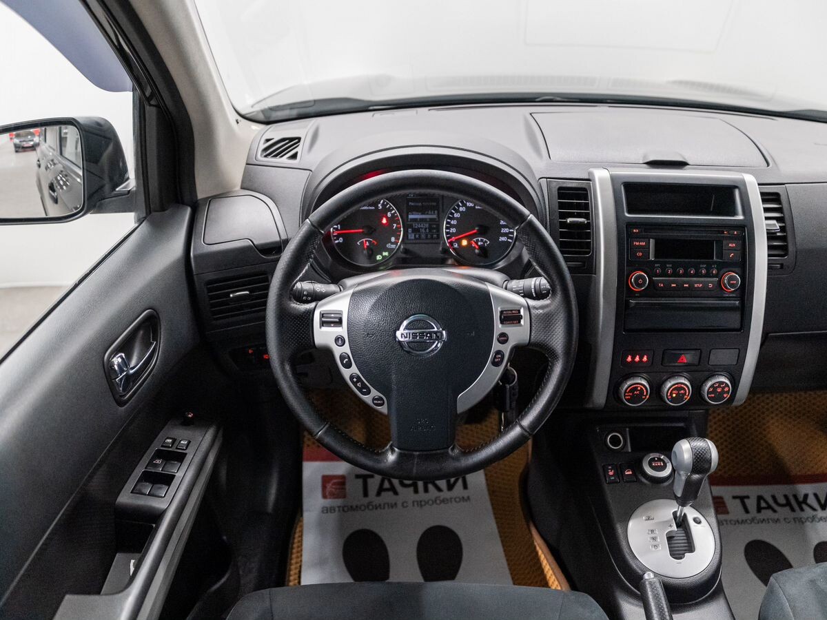 Nissan X-Trail 2013 - фото автомобиля