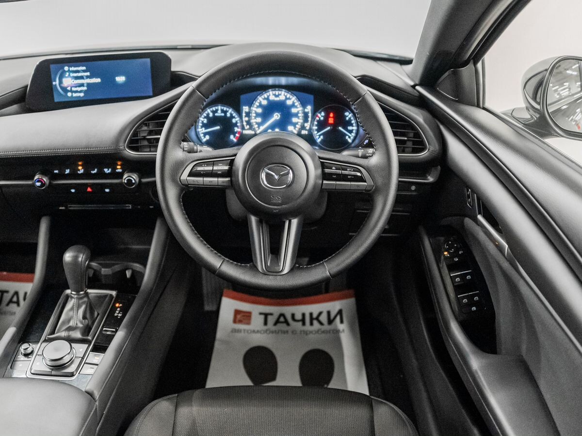 Mazda 3 2019 - фото автомобиля