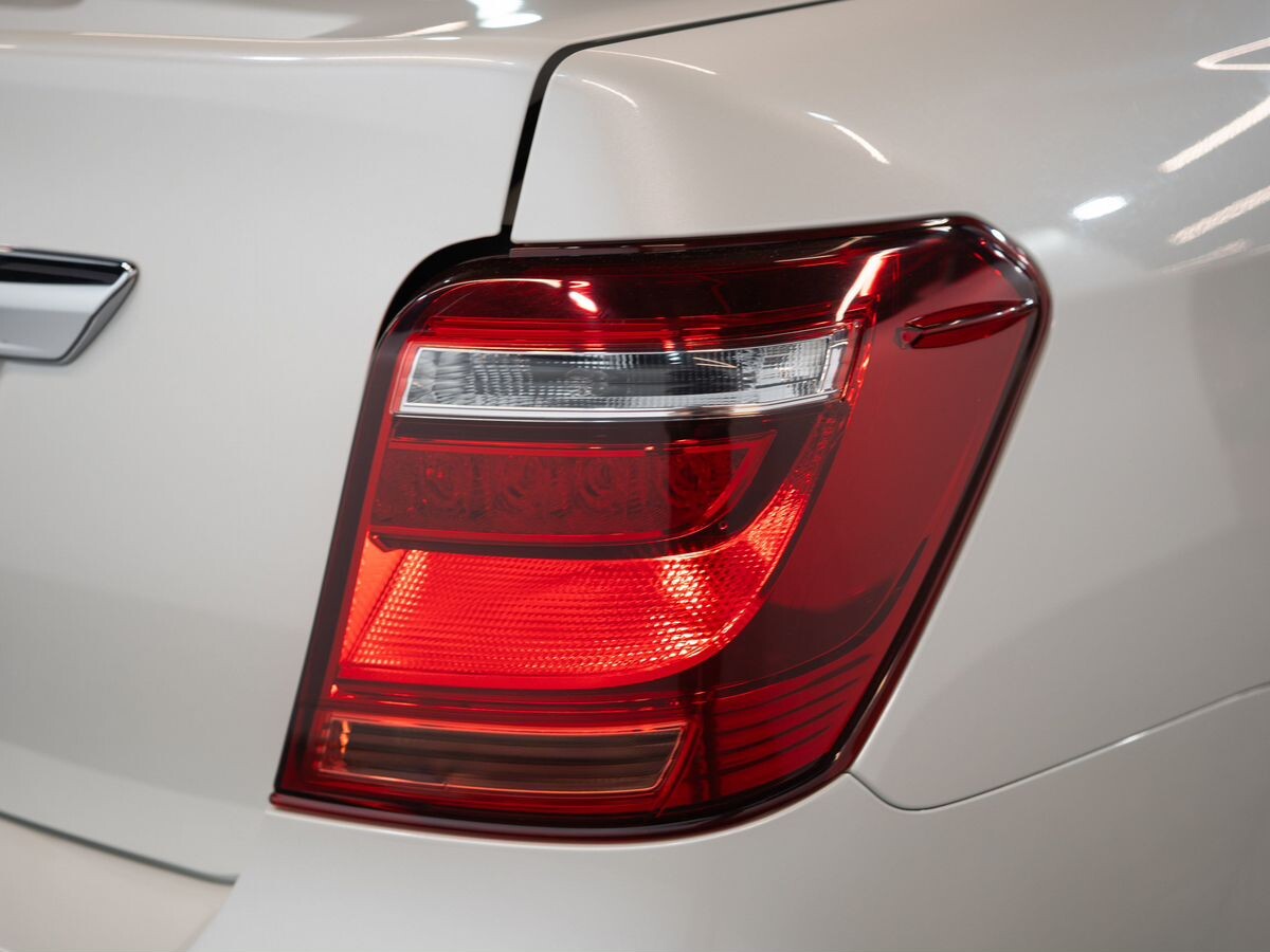 Toyota Corolla 2019 - фото автомобиля