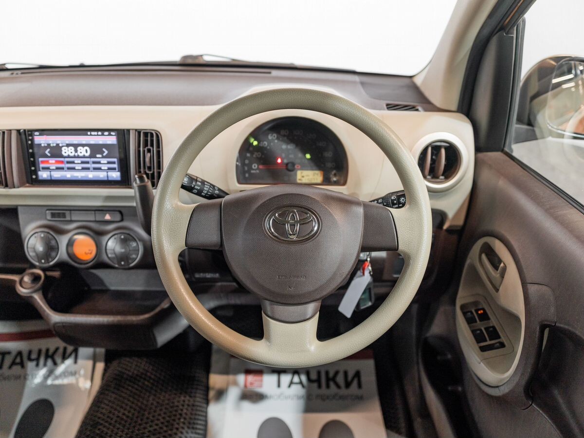 Toyota Passo 2010 - фото автомобиля