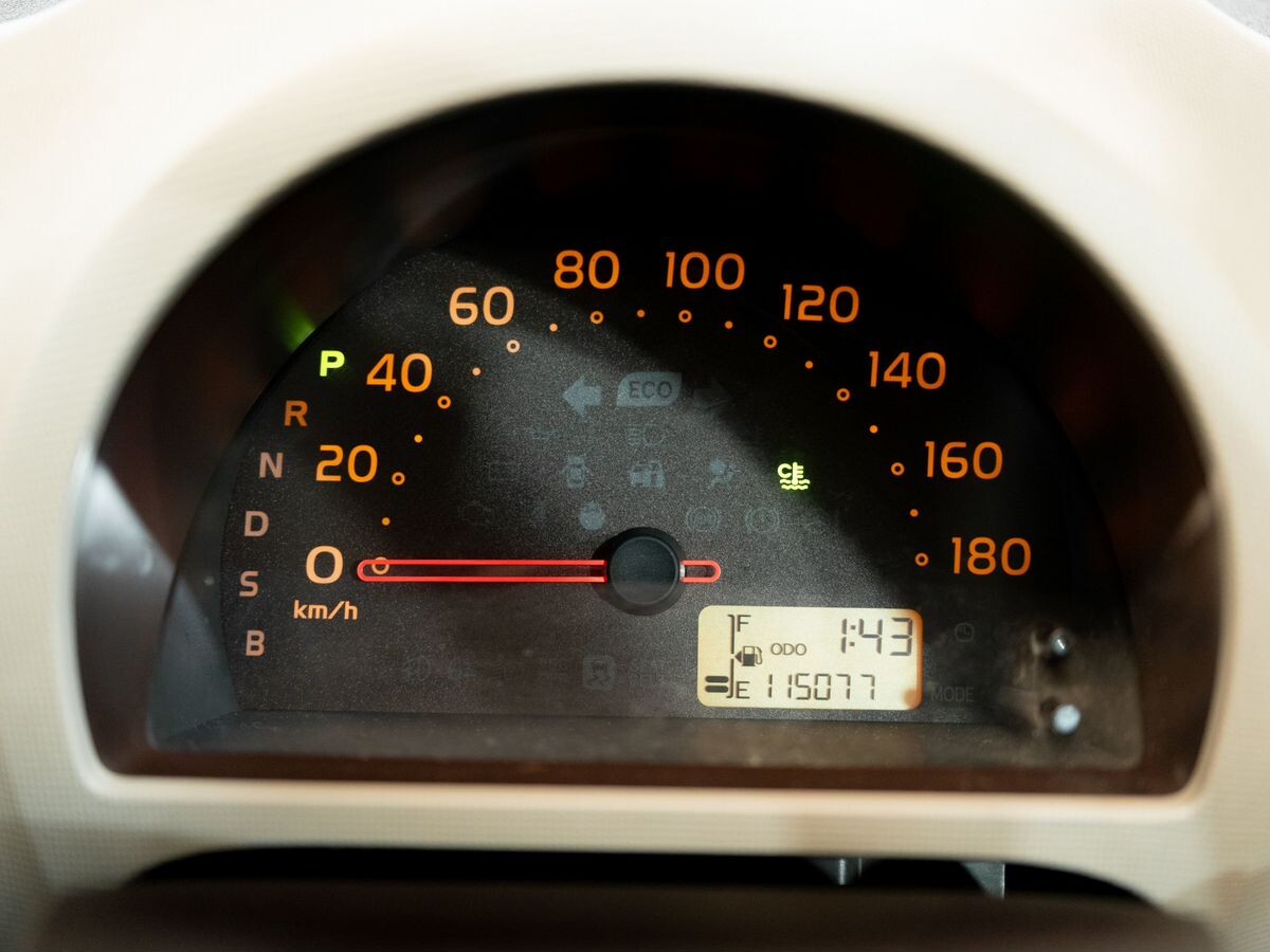 Toyota Passo 2010 - фото автомобиля