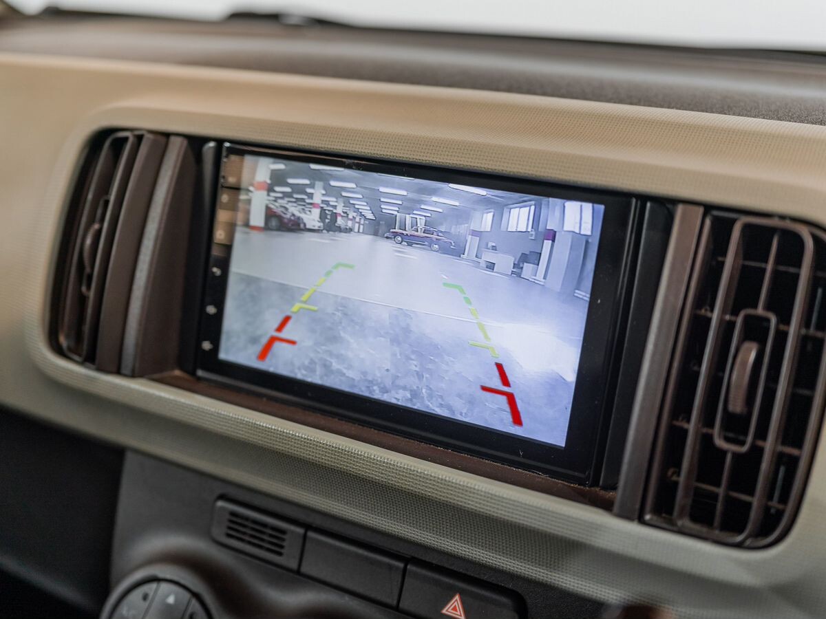 Toyota Passo 2010 - фото автомобиля