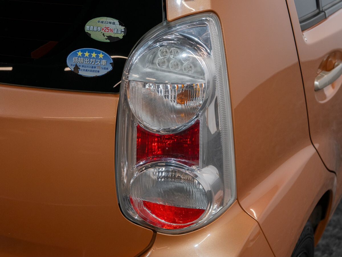 Toyota Passo 2010 - фото автомобиля