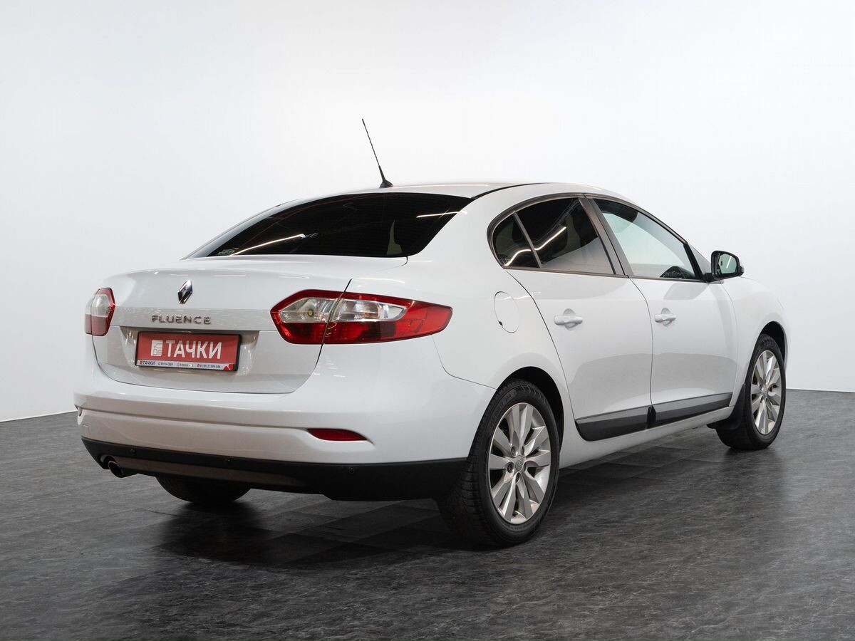 Renault Fluence 2011 - фото автомобиля