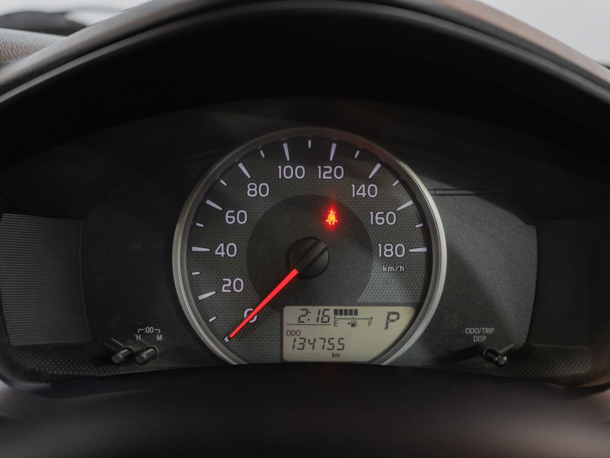 Toyota Corolla 2017 - фото автомобиля