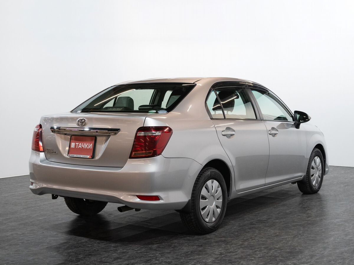 Toyota Corolla 2017 - фото автомобиля