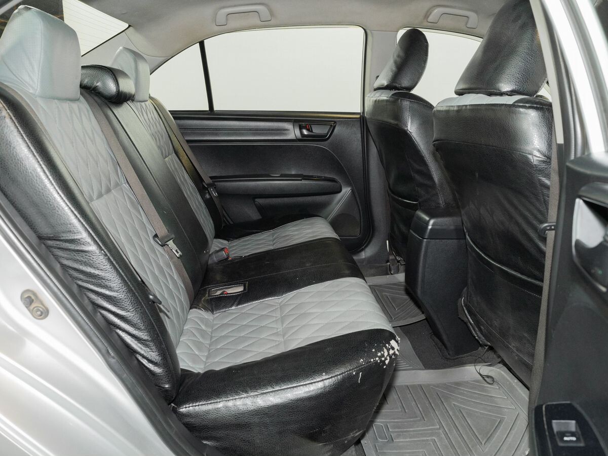 Toyota Corolla 2017 - фото автомобиля