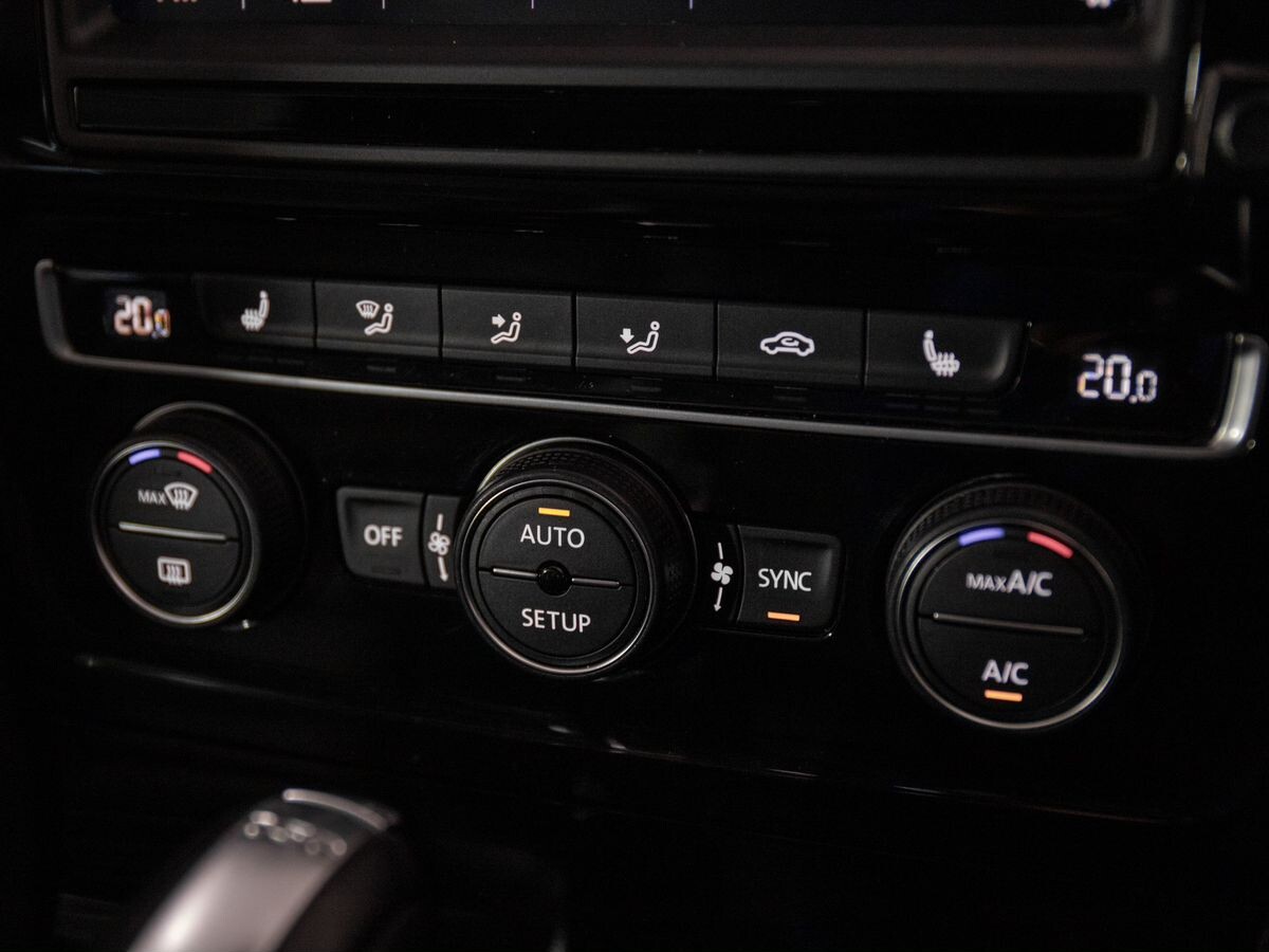 Volkswagen Golf 2013 - фото автомобиля