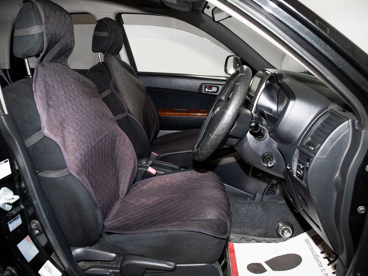 Toyota Rush 2010 - фото автомобиля