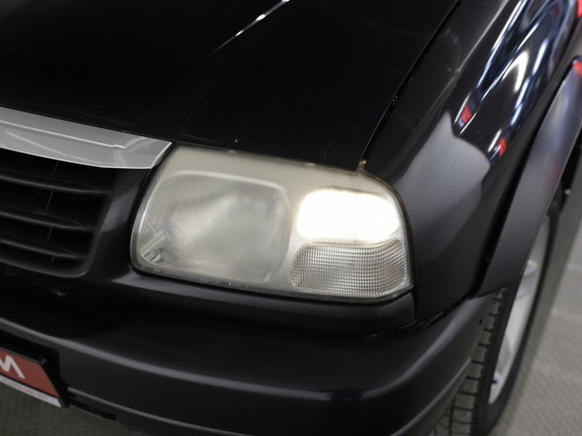 Suzuki Grand Vitara 2004 - фото автомобиля