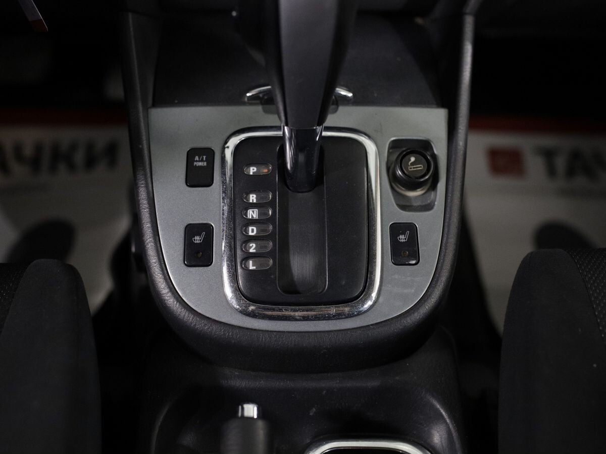 Suzuki Grand Vitara 2004 - фото автомобиля