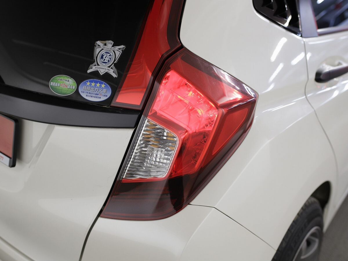 Honda Fit 2013 - фото автомобиля