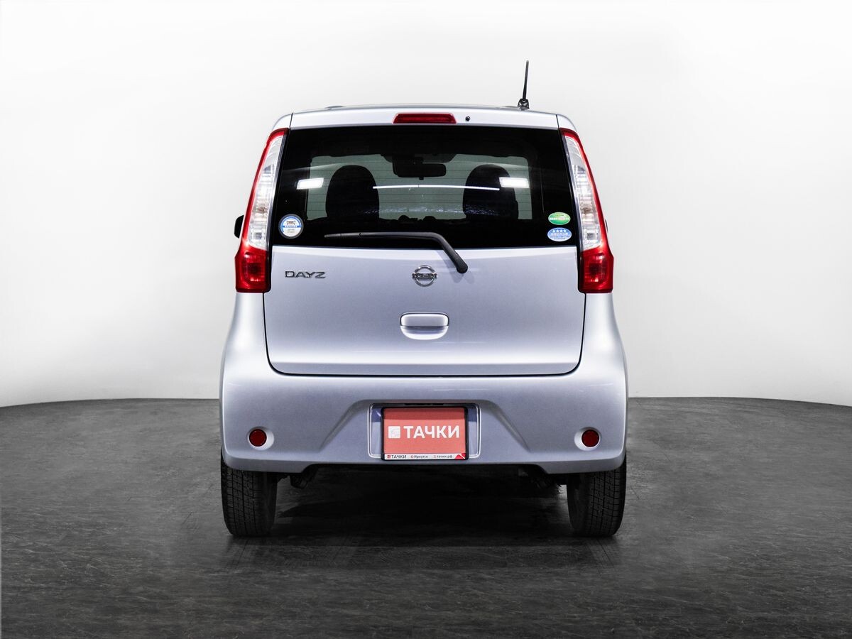 Nissan Dayz 2015 - фото автомобиля