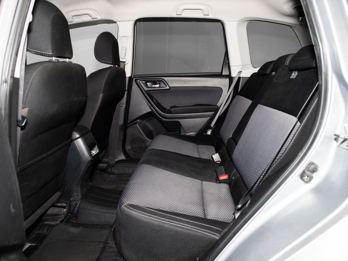 Subaru Forester 2016 - фото автомобиля