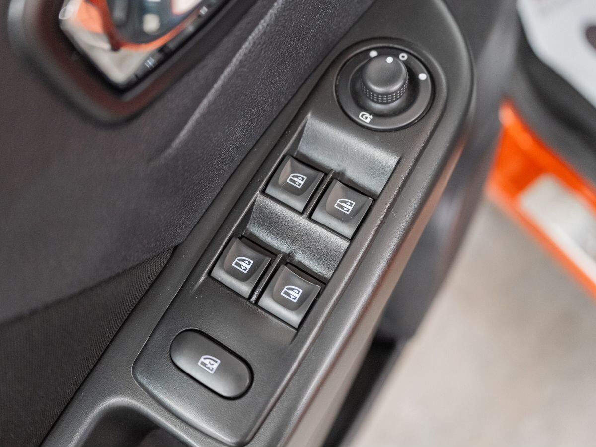 Renault Kaptur 2016 - фото автомобиля