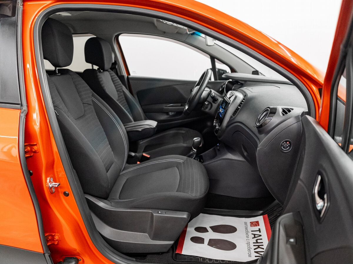 Renault Kaptur 2016 - фото автомобиля