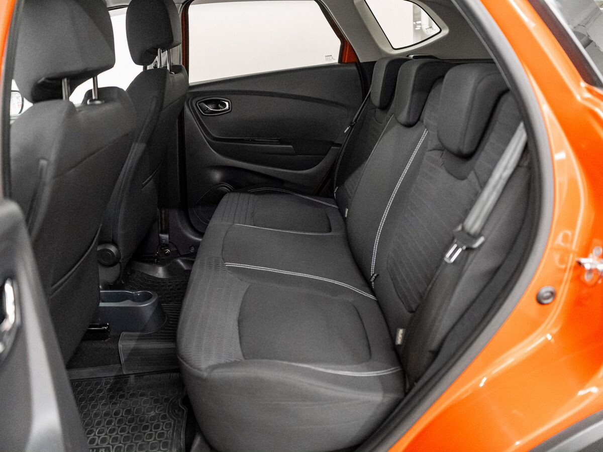 Renault Kaptur 2016 - фото автомобиля