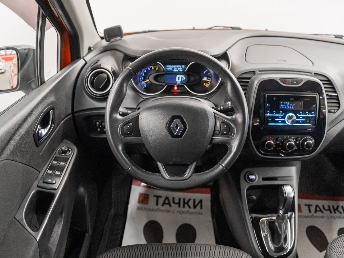 Renault Kaptur 2016 - фото автомобиля