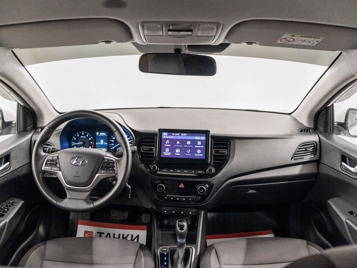 Hyundai Solaris 2021 - фото автомобиля