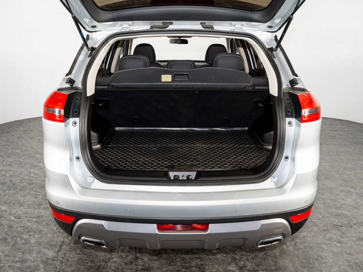 Geely Atlas 2019 - фото автомобиля