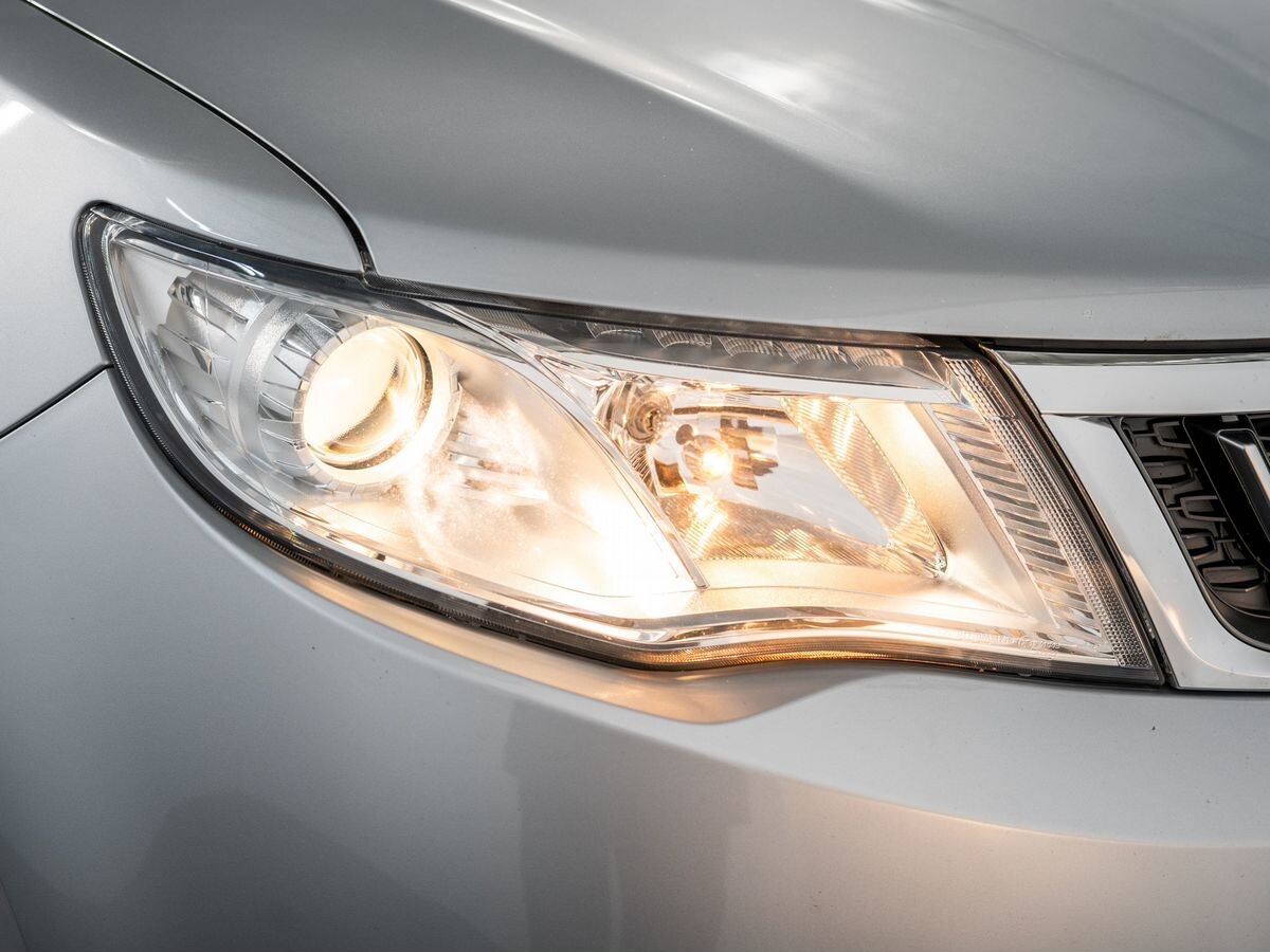 Geely Atlas 2019 - фото автомобиля