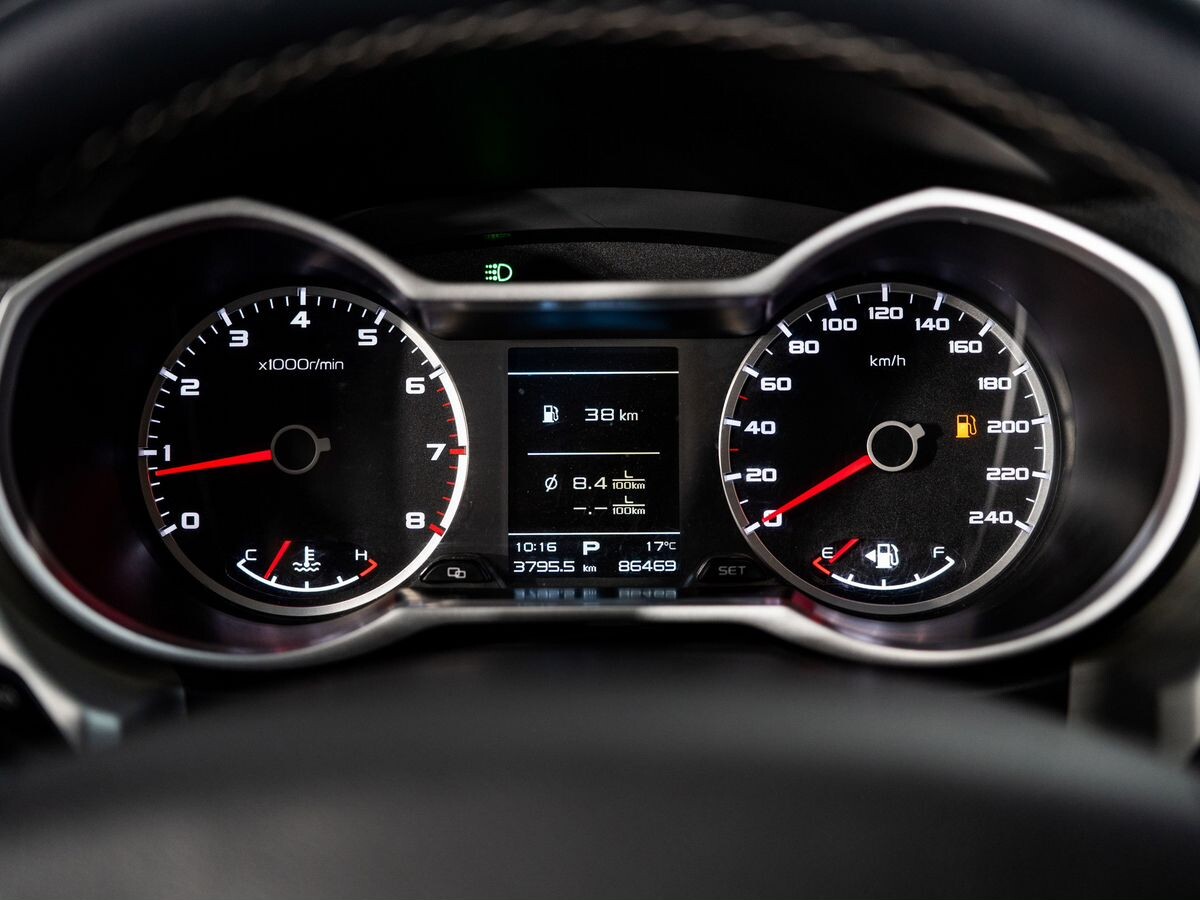 Geely Atlas 2019 - фото автомобиля