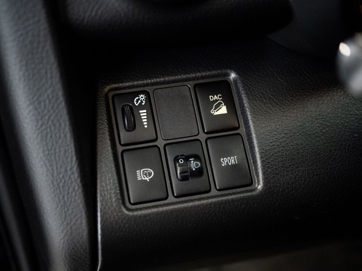 Toyota RAV4 2012 - фото автомобиля