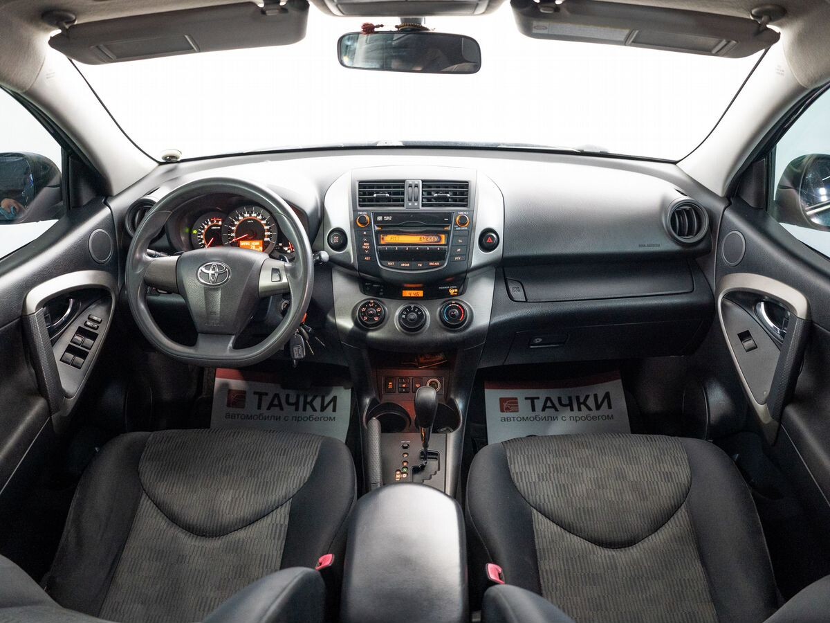 Toyota RAV4 2012 - фото автомобиля
