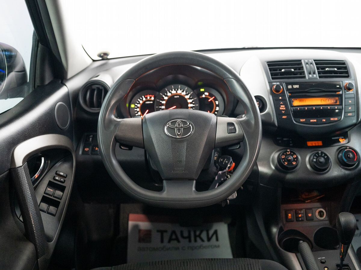Toyota RAV4 2012 - фото автомобиля