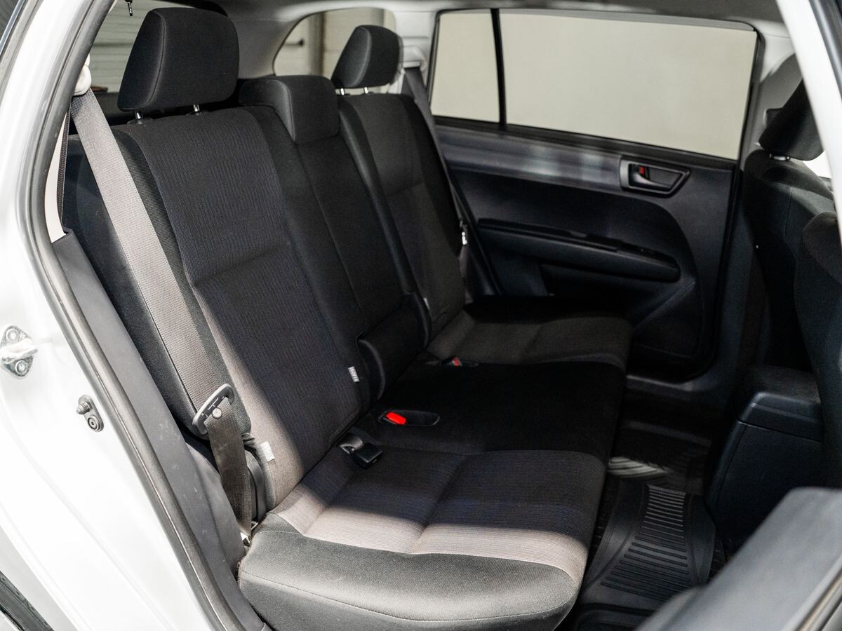 Toyota Corolla 2015 - фото автомобиля