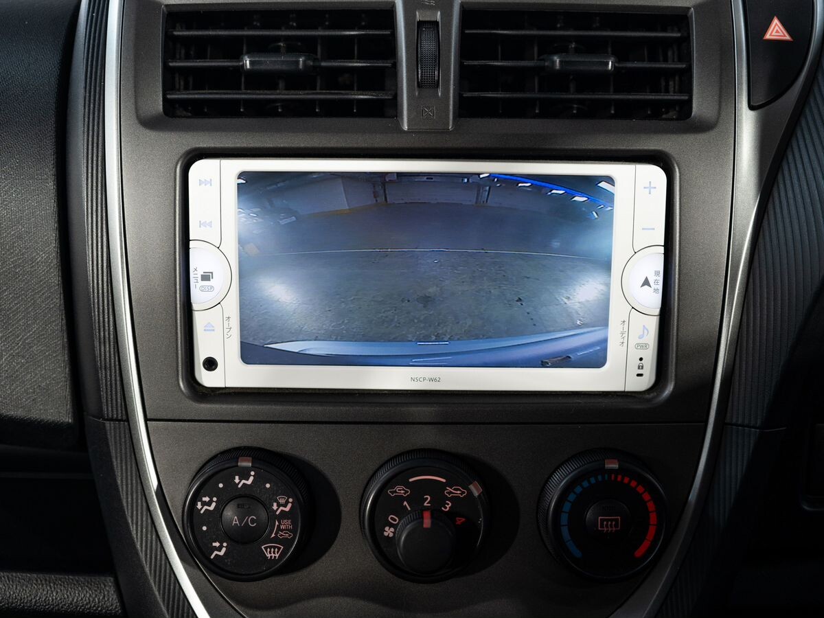 Toyota Ractis 2012 - фото автомобиля