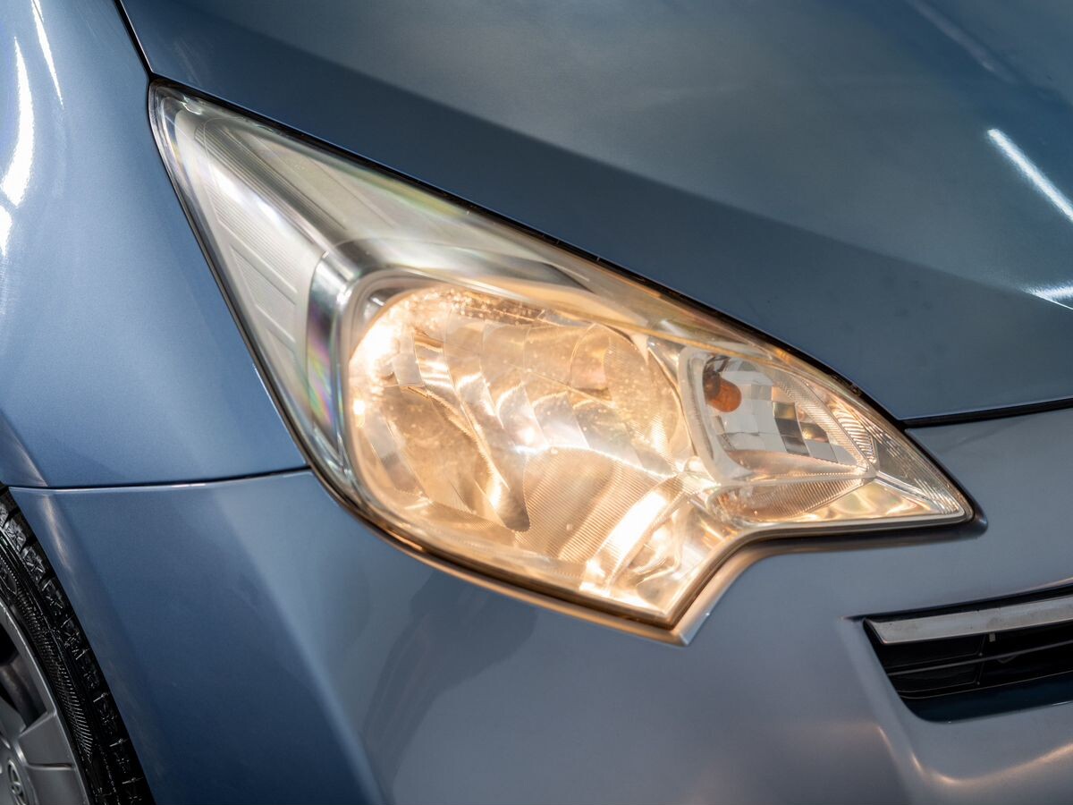 Toyota Ractis 2012 - фото автомобиля