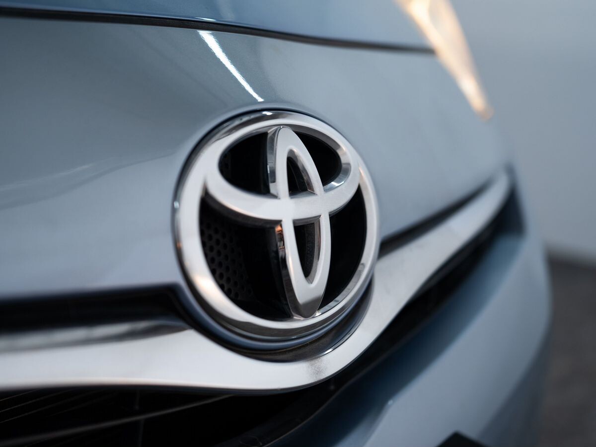 Toyota Ractis 2012 - фото автомобиля