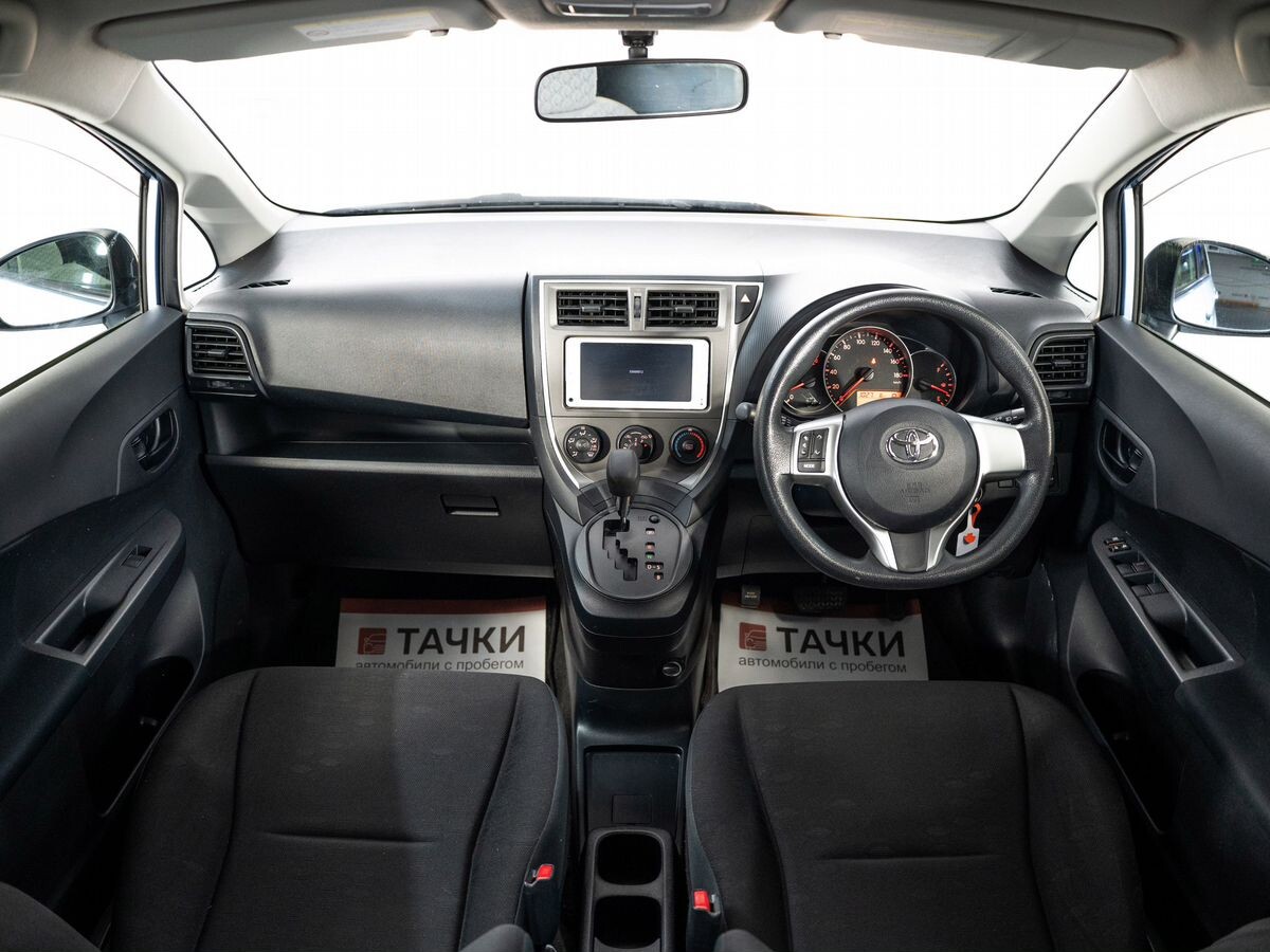 Toyota Ractis 2012 - фото автомобиля