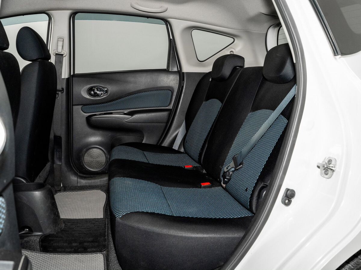 Nissan Note 2013 - фото автомобиля