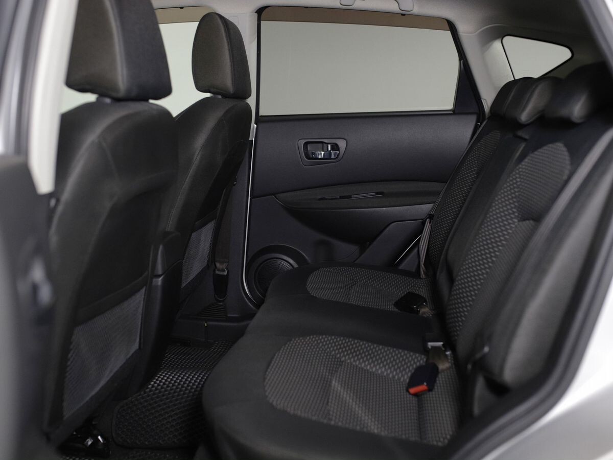 Nissan Dualis 2012 - фото автомобиля