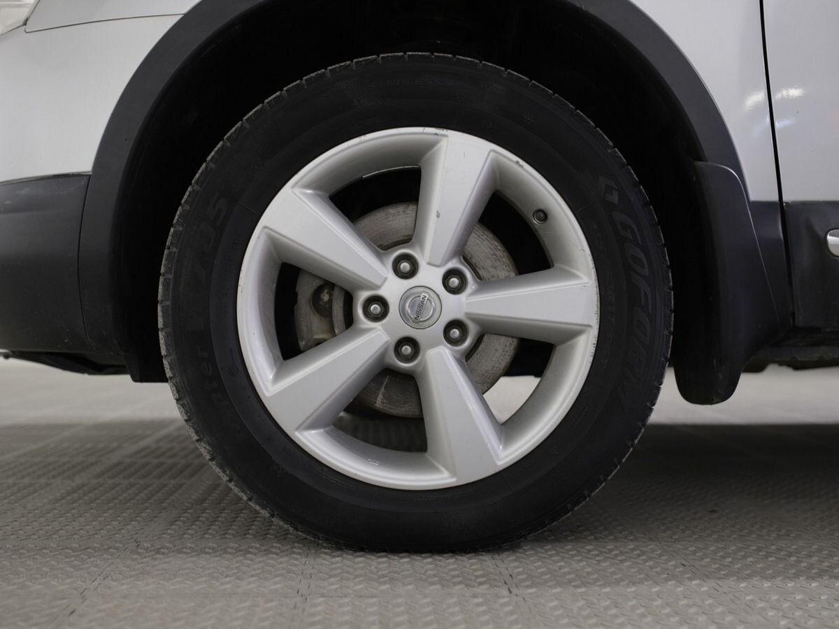 Nissan Dualis 2012 - фото автомобиля