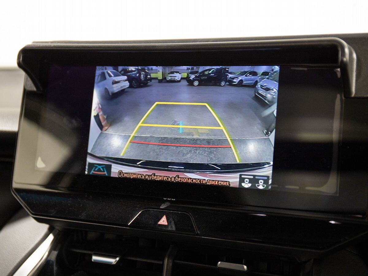 Toyota Harrier 2020 - фото автомобиля