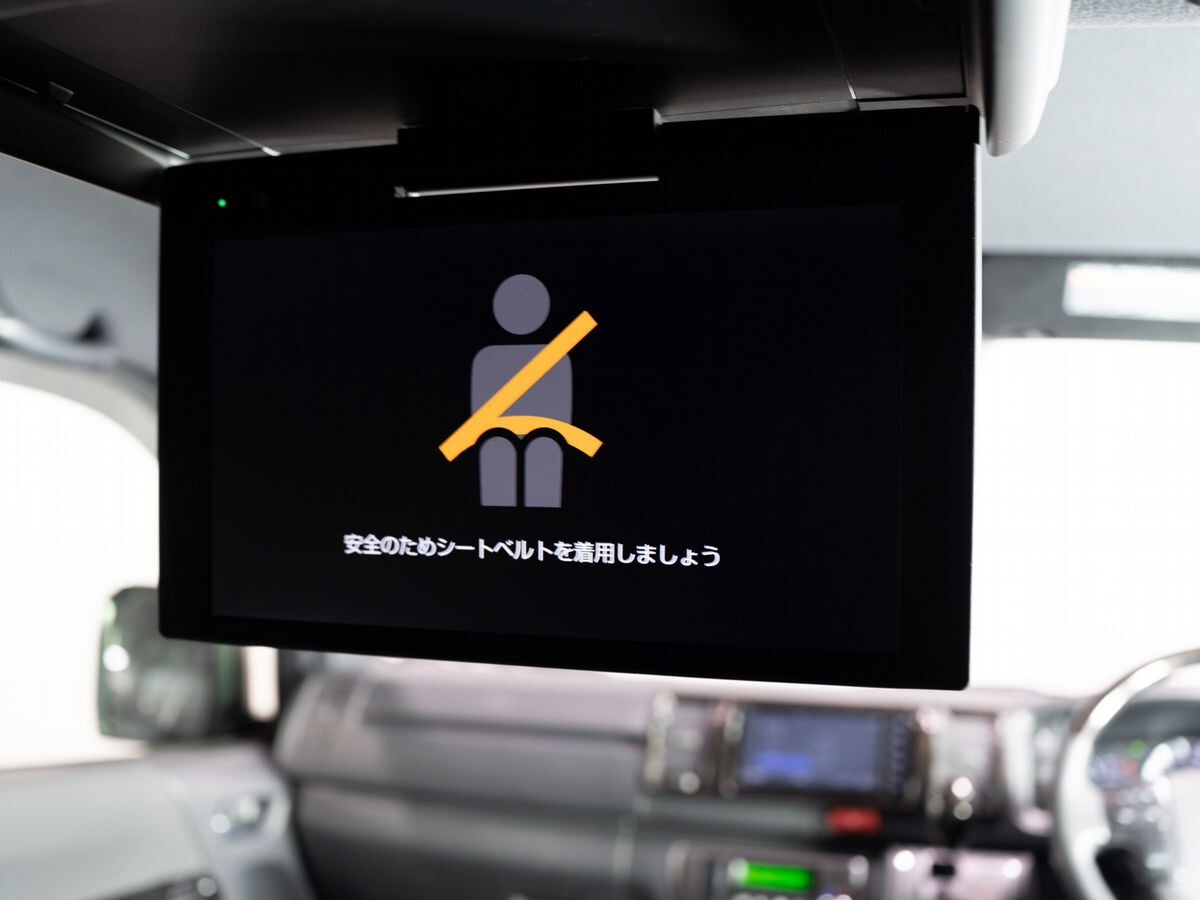 Toyota HiAce 2022 - фото автомобиля