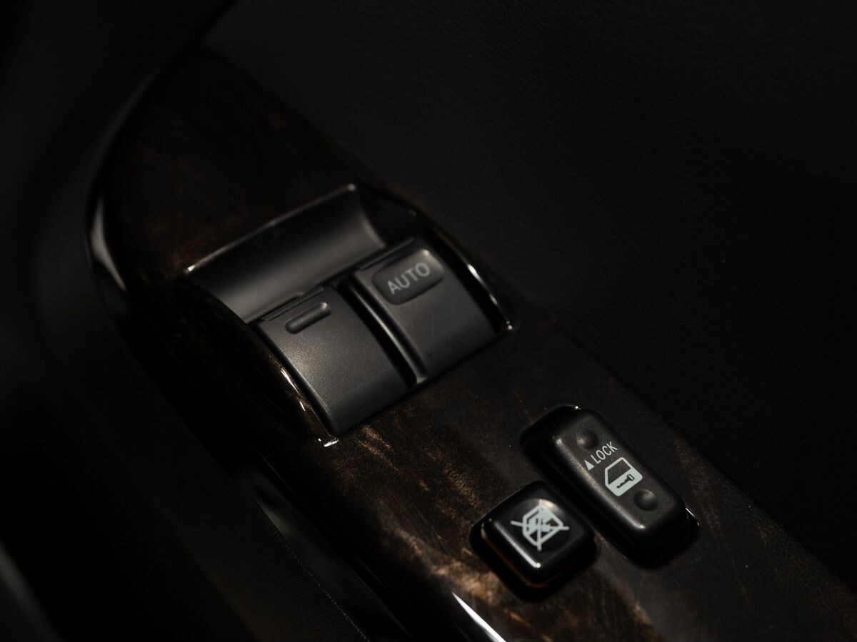 Toyota HiAce 2022 - фото автомобиля