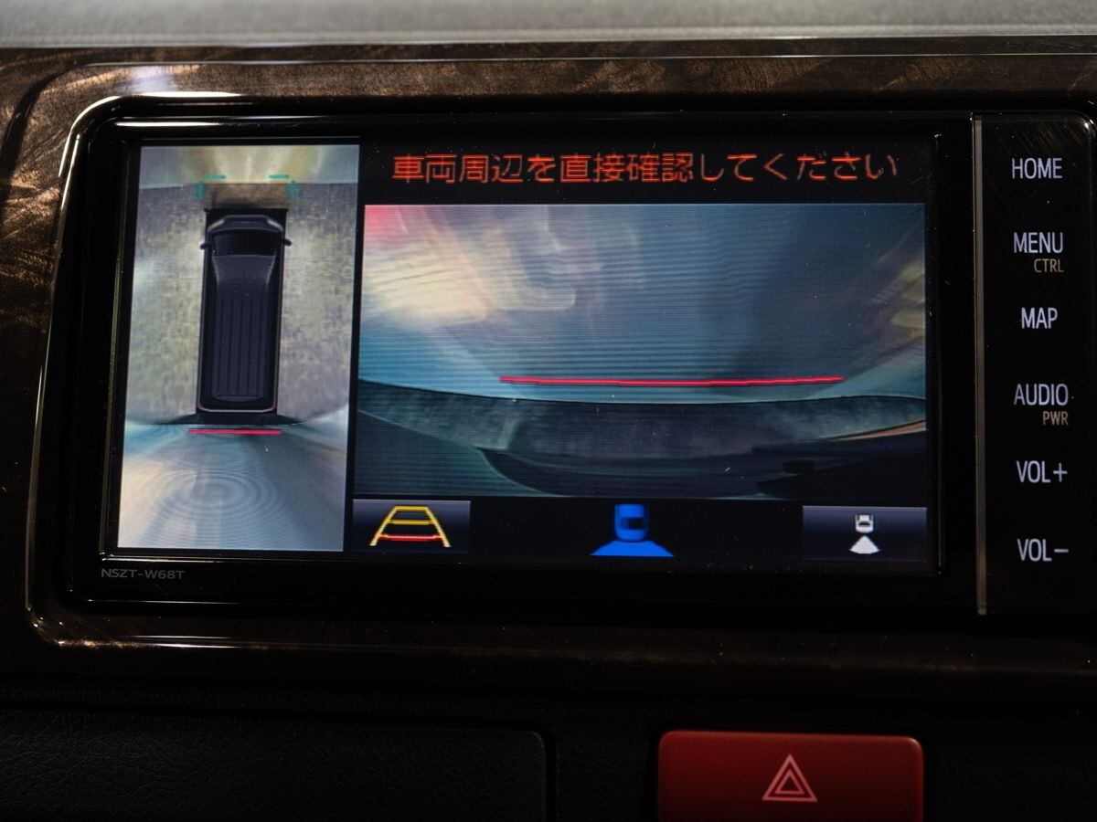 Toyota HiAce 2022 - фото автомобиля