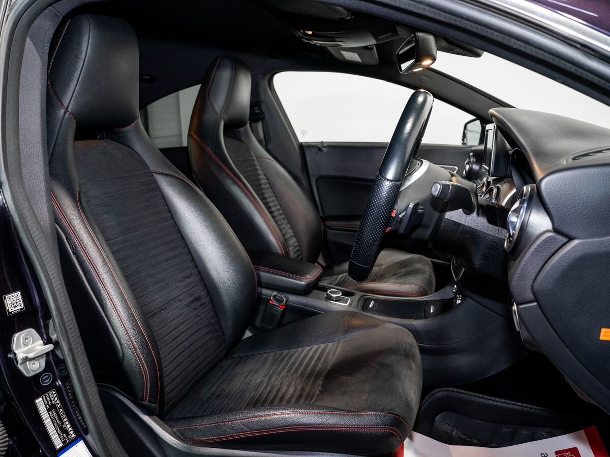 Mercedes-Benz CLA 2014 - фото автомобиля