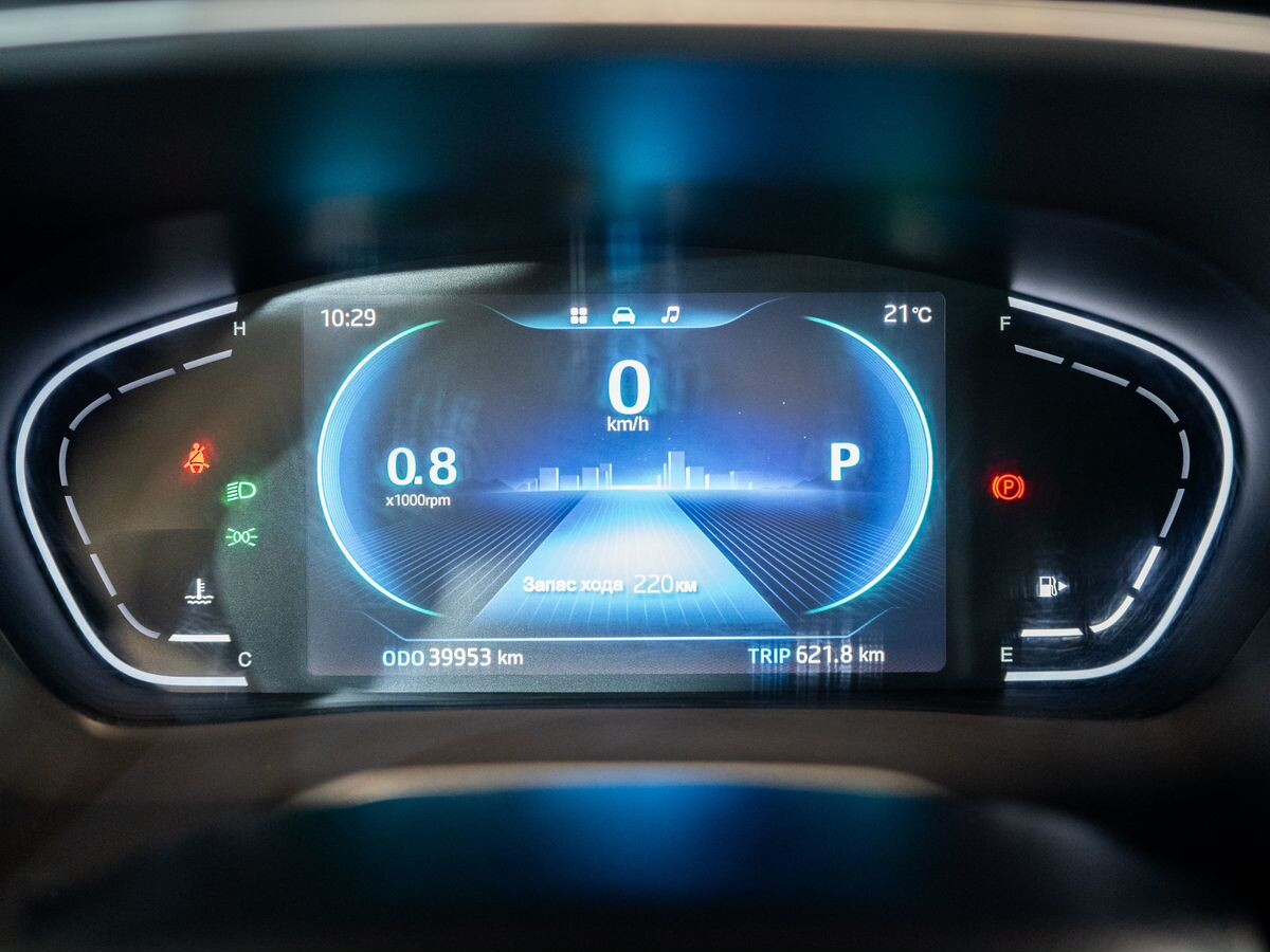 JAC J7 2023 - фото автомобиля