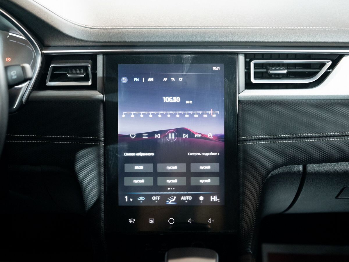 JAC J7 2023 - фото автомобиля