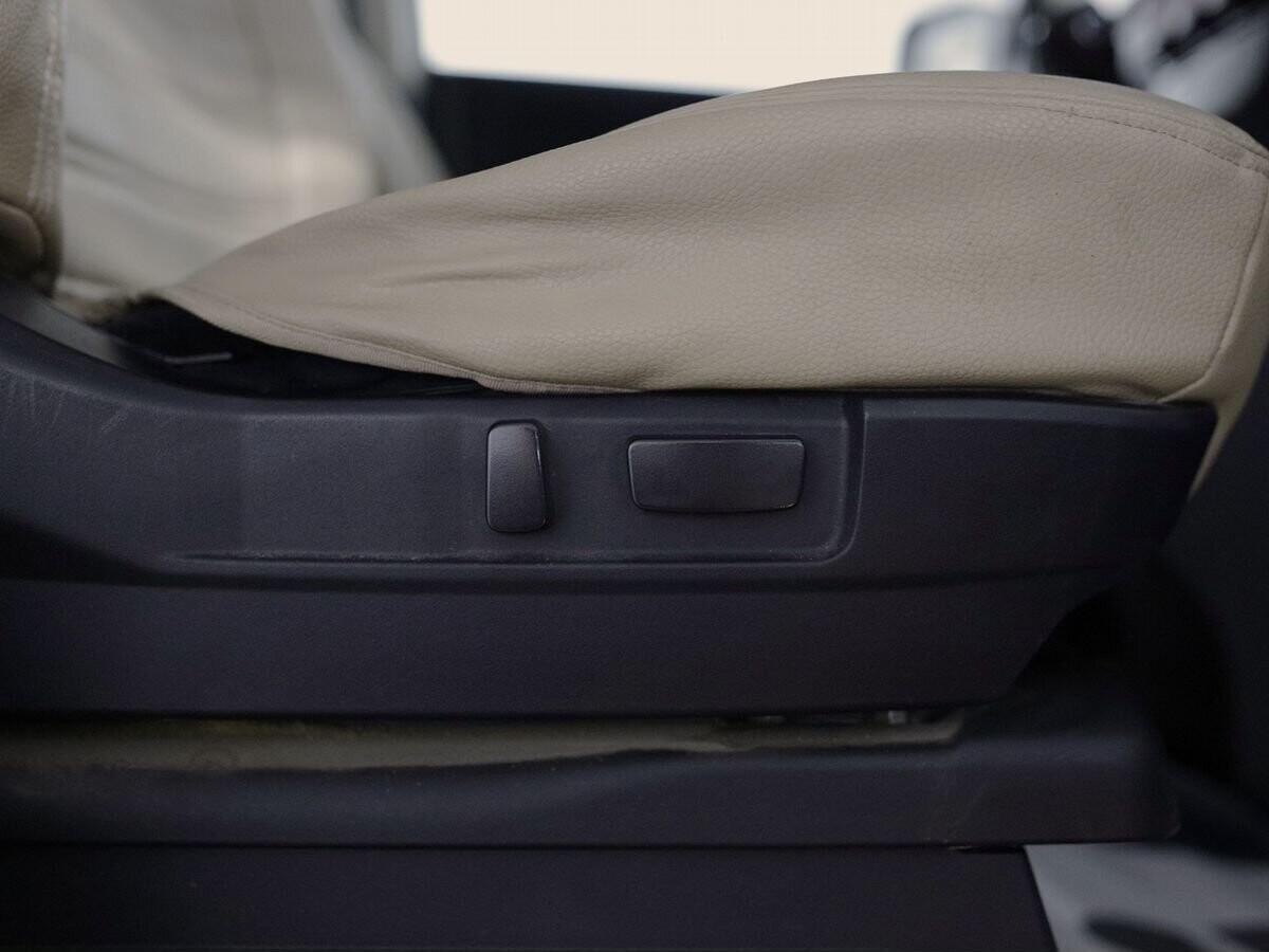 Mitsubishi Delica D:5 2008 - фото автомобиля