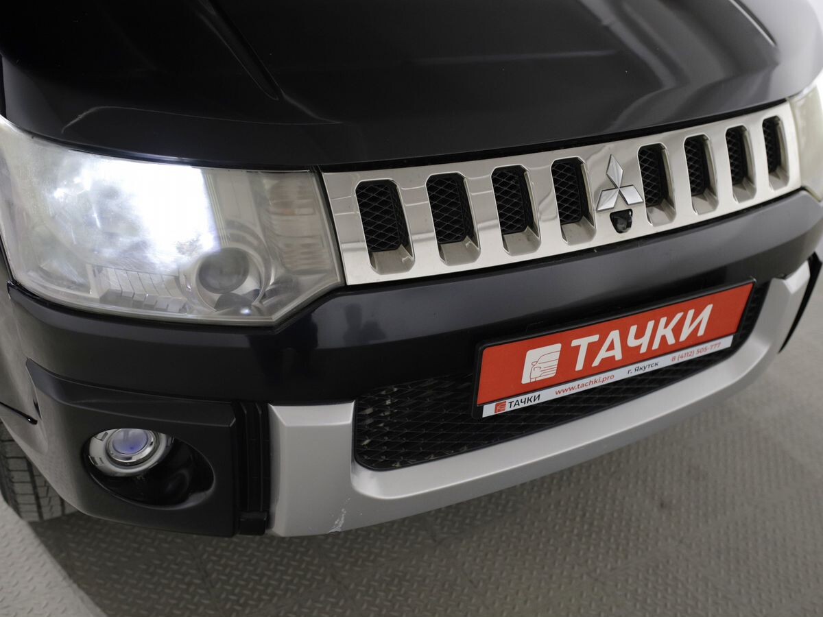 Mitsubishi Delica D:5 2008 - фото автомобиля