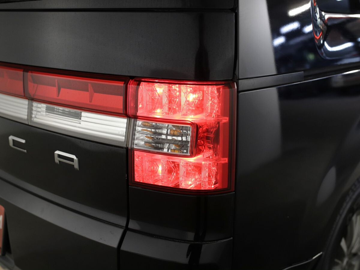 Mitsubishi Delica D:5 2008 - фото автомобиля