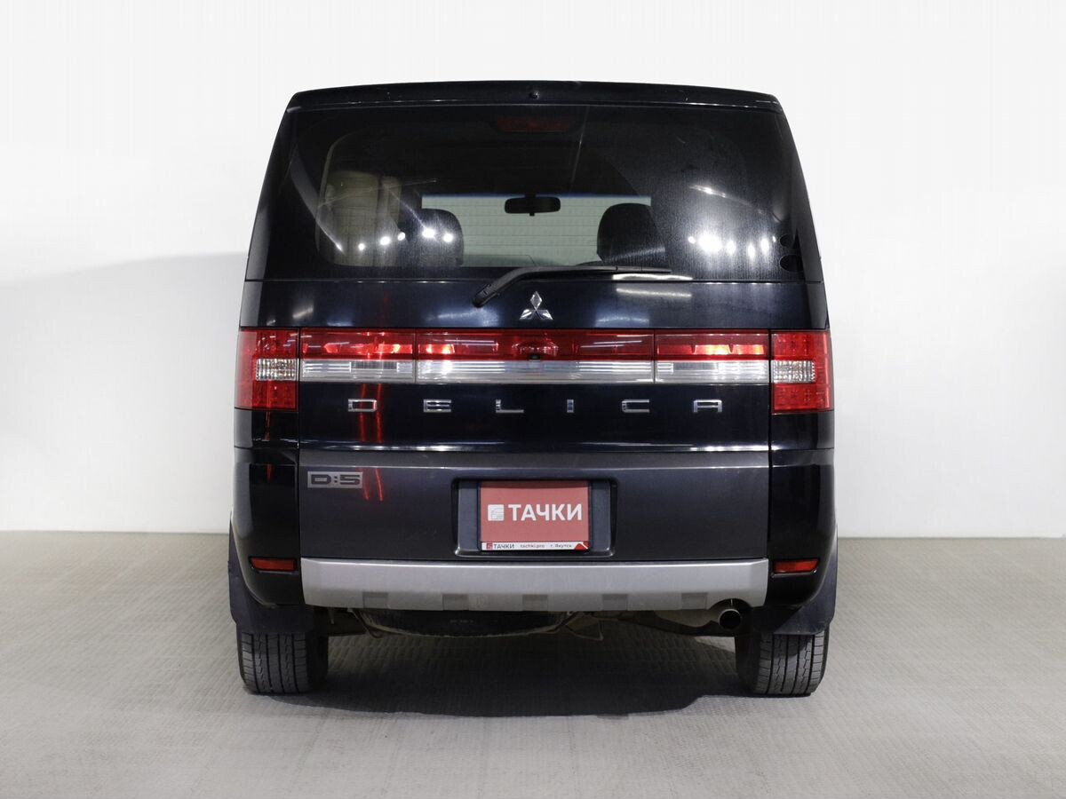 Mitsubishi Delica D:5 2008 - фото автомобиля