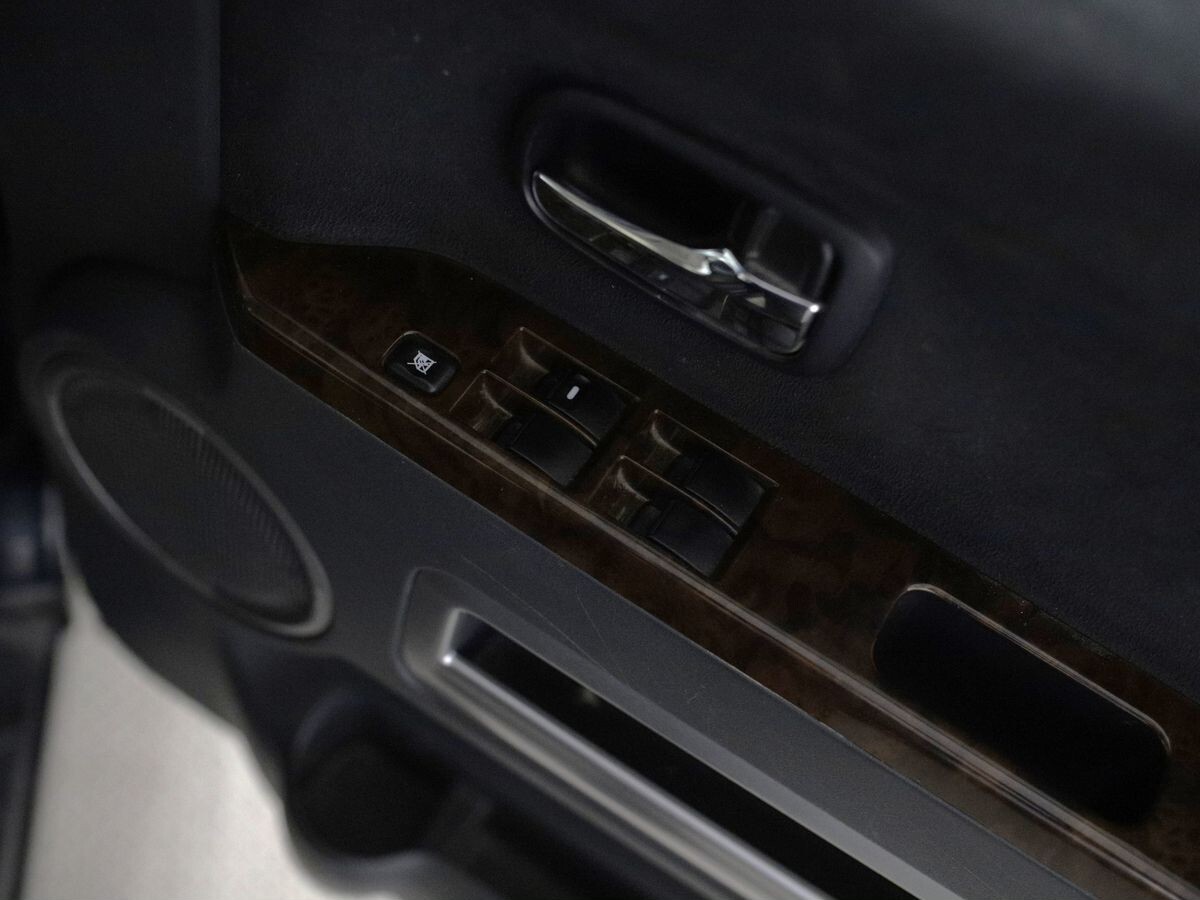 Mitsubishi Delica D:5 2008 - фото автомобиля