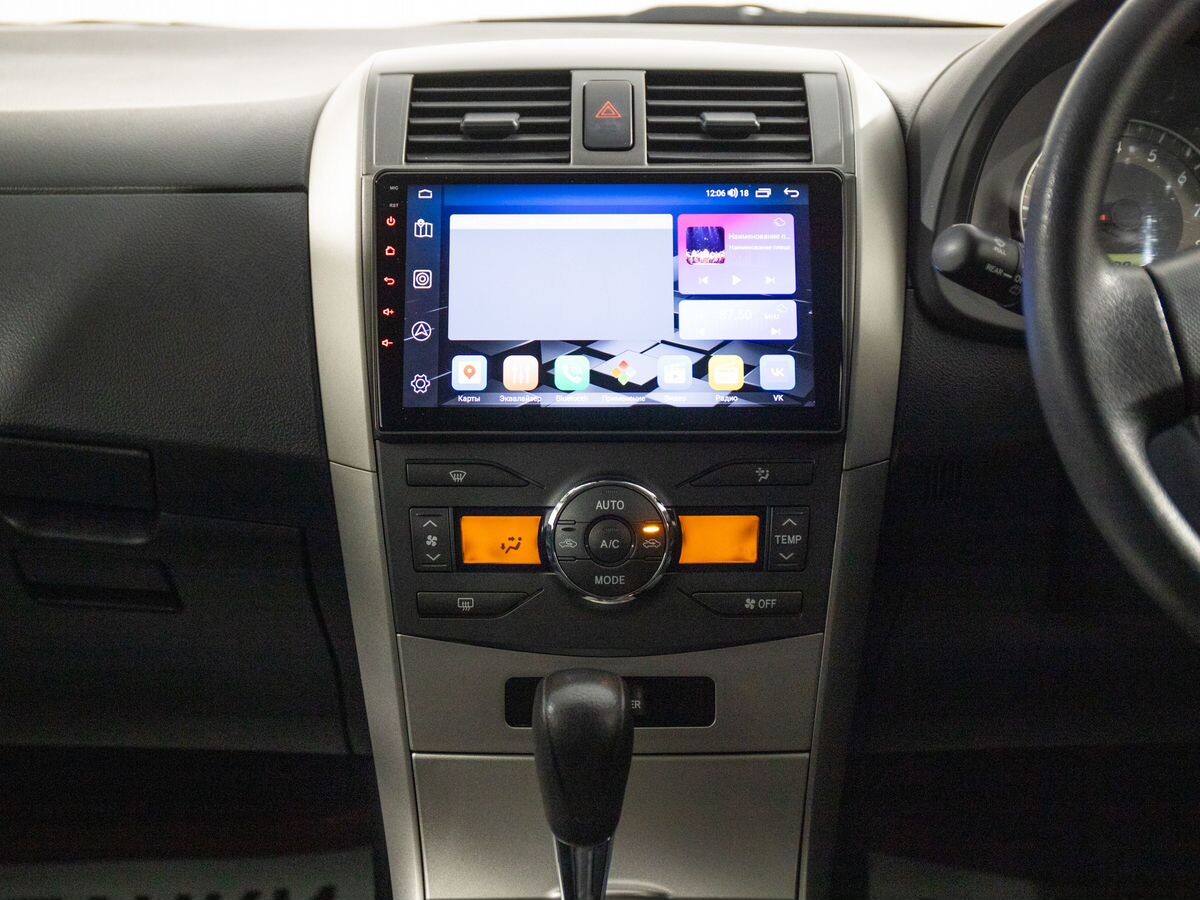 Toyota Corolla 2010 - фото автомобиля